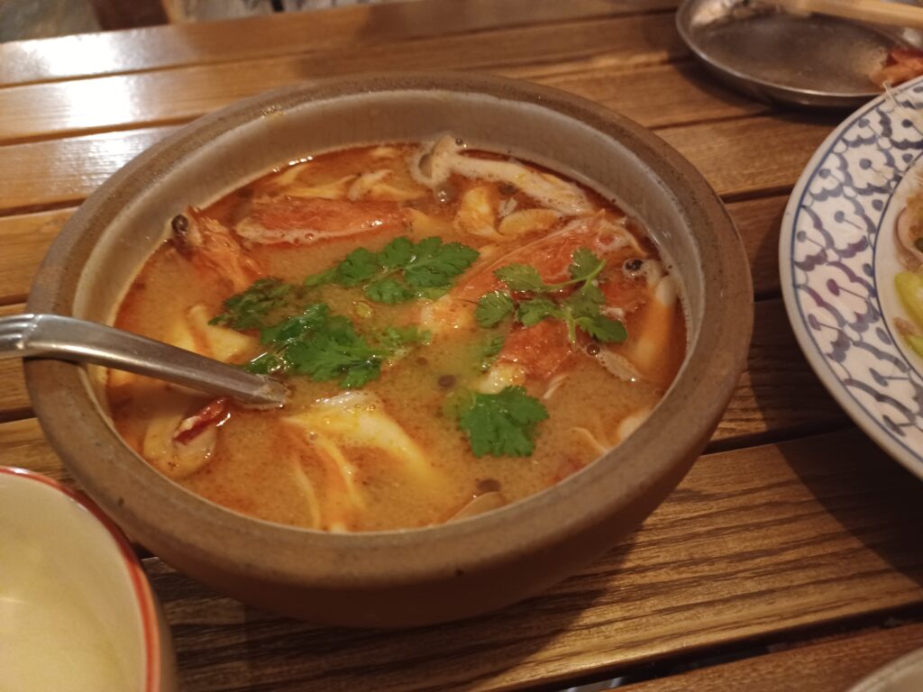 アジアン食堂シロクマトムヤムクン
